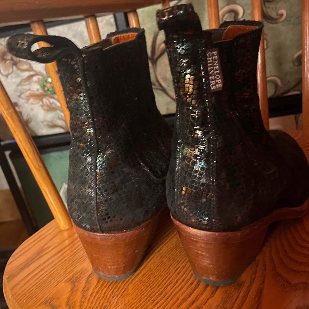 Penelope Chilvers Salva Metallic Ankle Boots - Picture 9 of 14